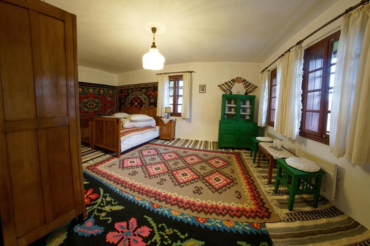 Casa Bunicii Din Bucovina Villa Vama  Buitenkant foto