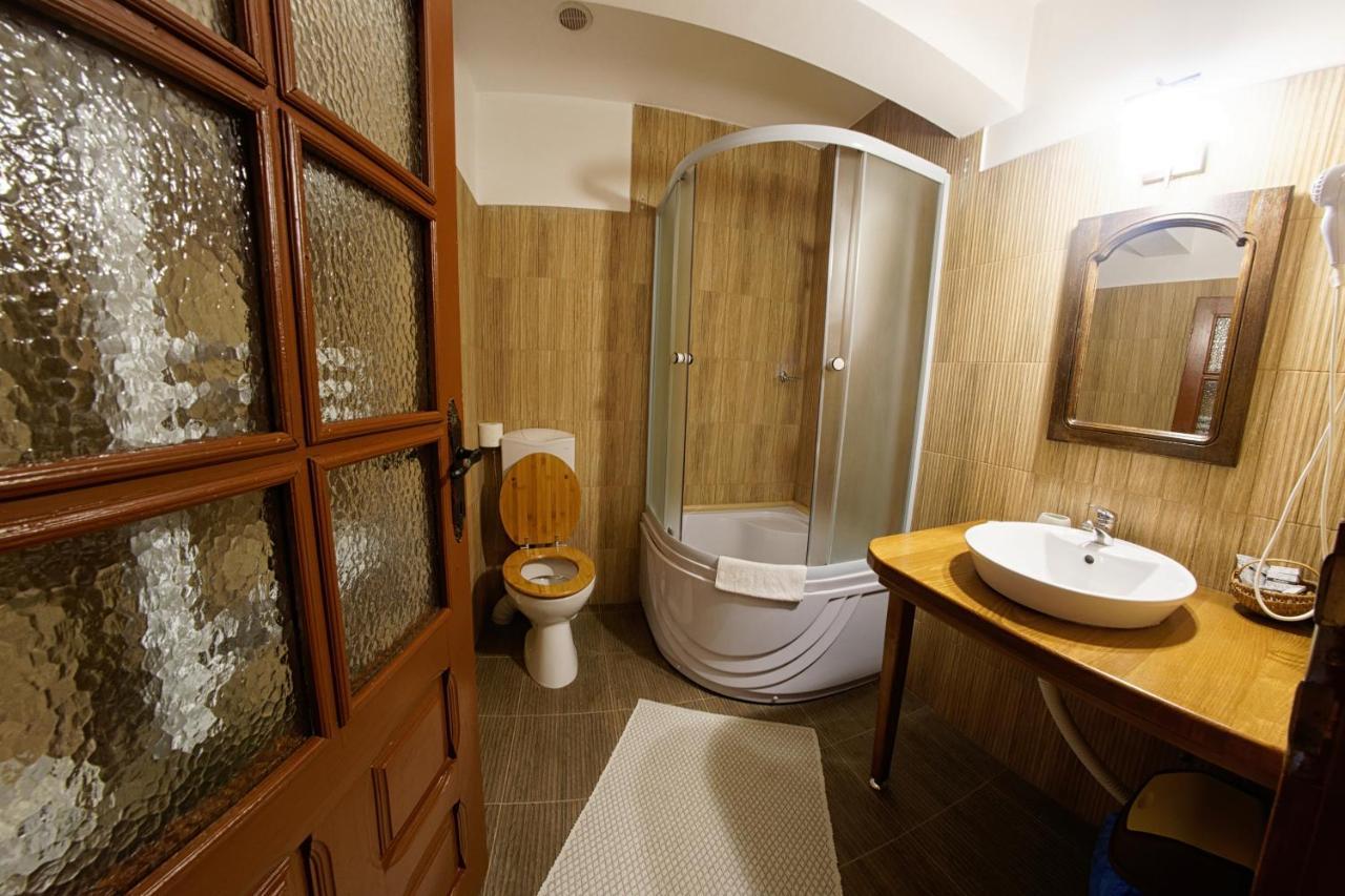 Casa Bunicii Din Bucovina Villa Vama  Buitenkant foto